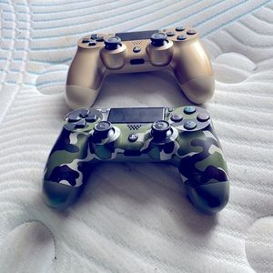 I’m selling a gold and a camo controller
